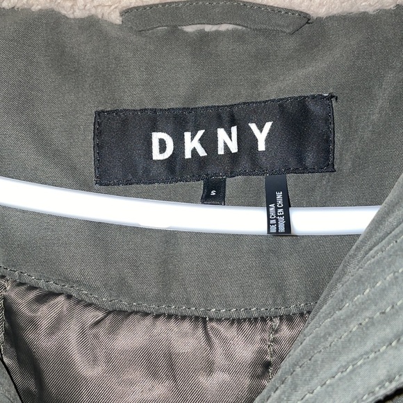 Dkny winter coat - Picture 3 of 4